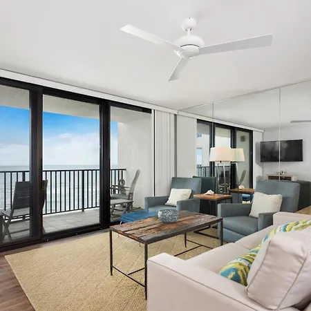 One Seagrove Place 0805